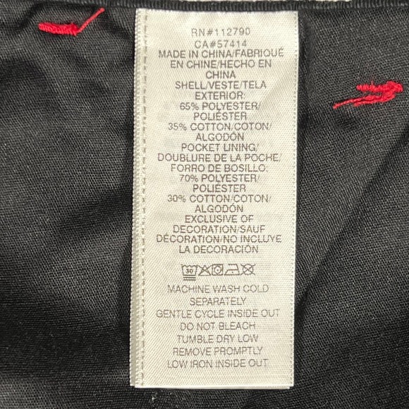 True Religion Mens Jet Black Cargo Shorts White Contrast Stitch Size 44 NWT - Picture 10 of 16